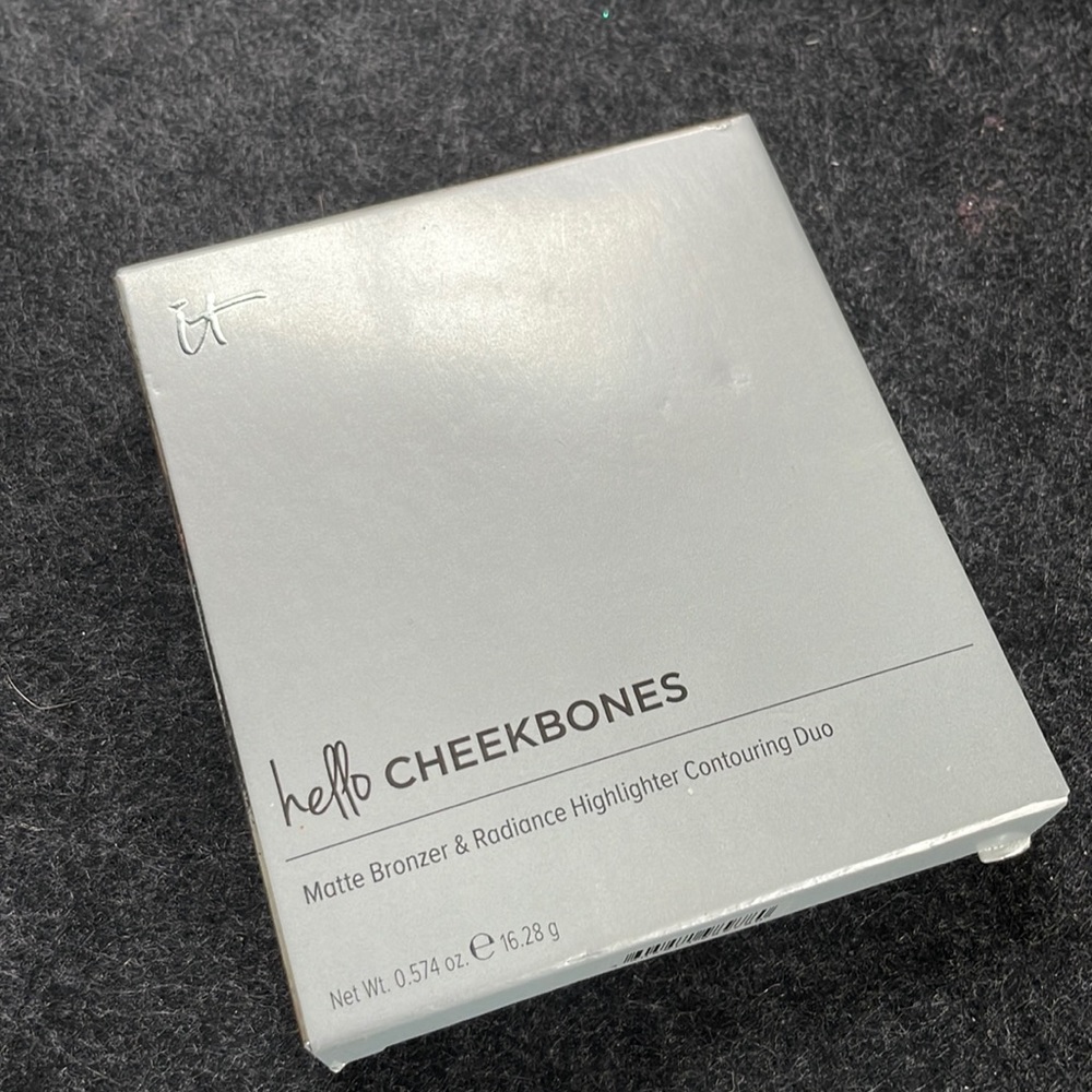 Hello Cheekbones Contouring Duo